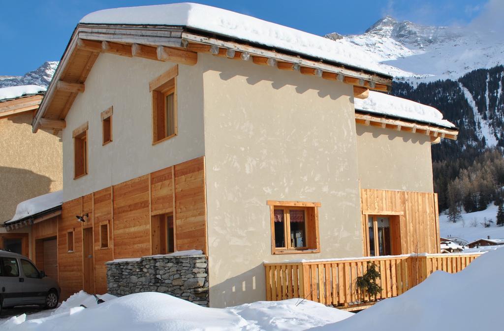 La Joubarde Apartment Lanslevillard Ruang foto
